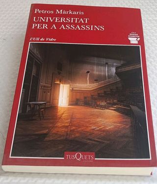 Lot de cuatre llibres en català .