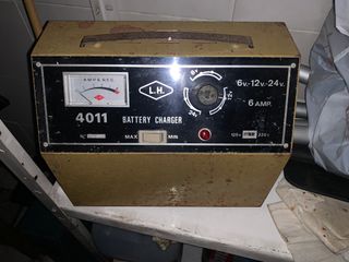 Cargador baterias 6v 12v 24v antiguo