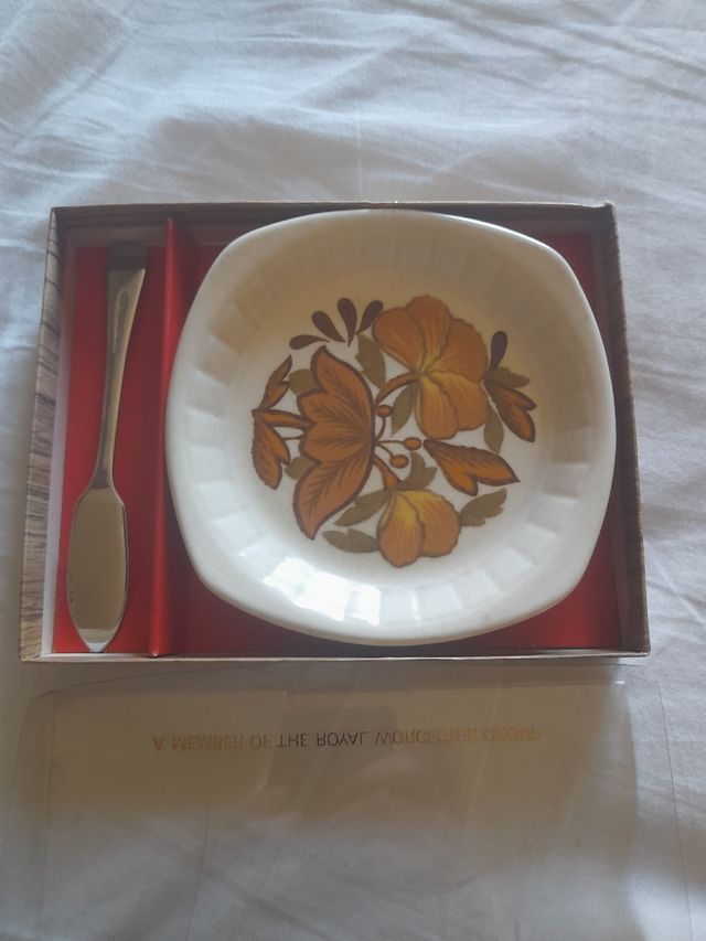 platito mantequilla vintage Royal worcester 