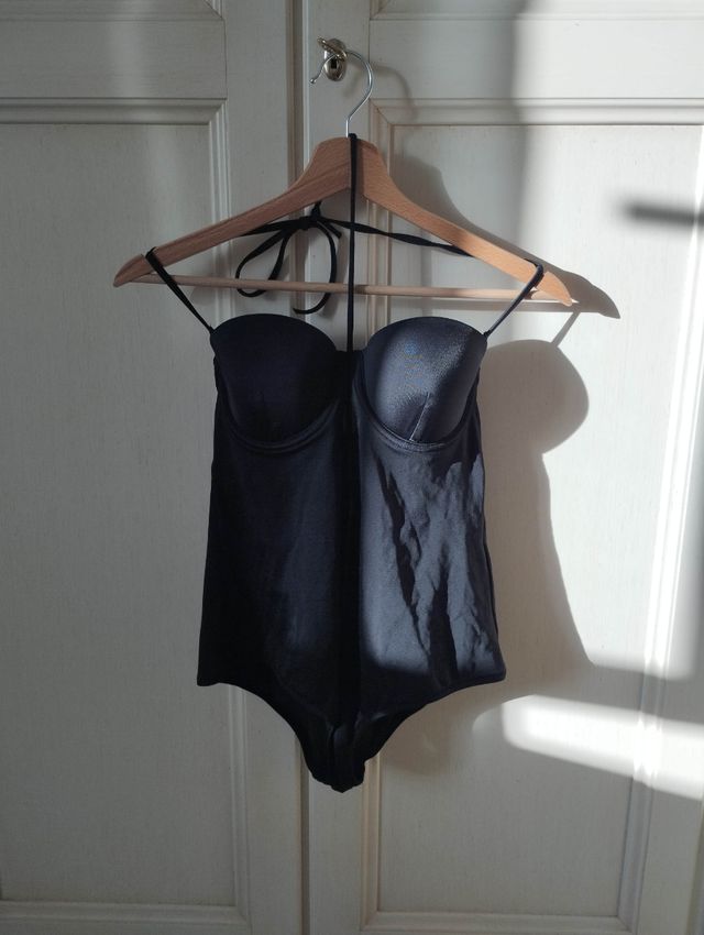 Costume da mare nero da donna