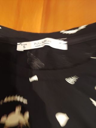 Camiseta de unicornios negra de Pull & Bear