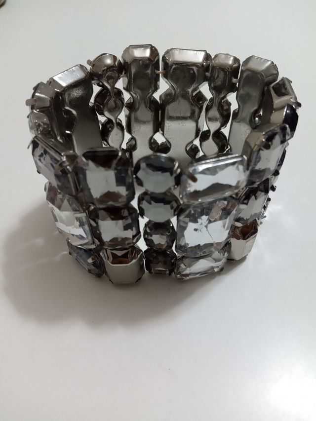 Pulsera con brillantes elástica