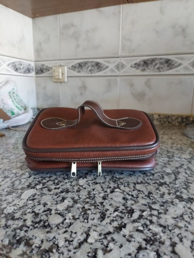 Bolsa de aseo material sintético