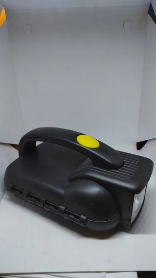 Linterna caja de herramientas