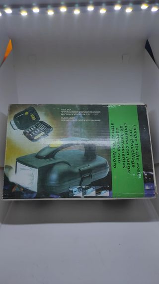 Linterna caja de herramientas