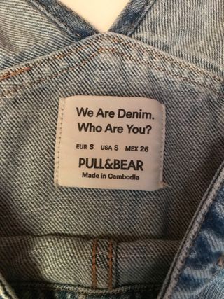 Peto o mono vaquero Pull&Bear talla S