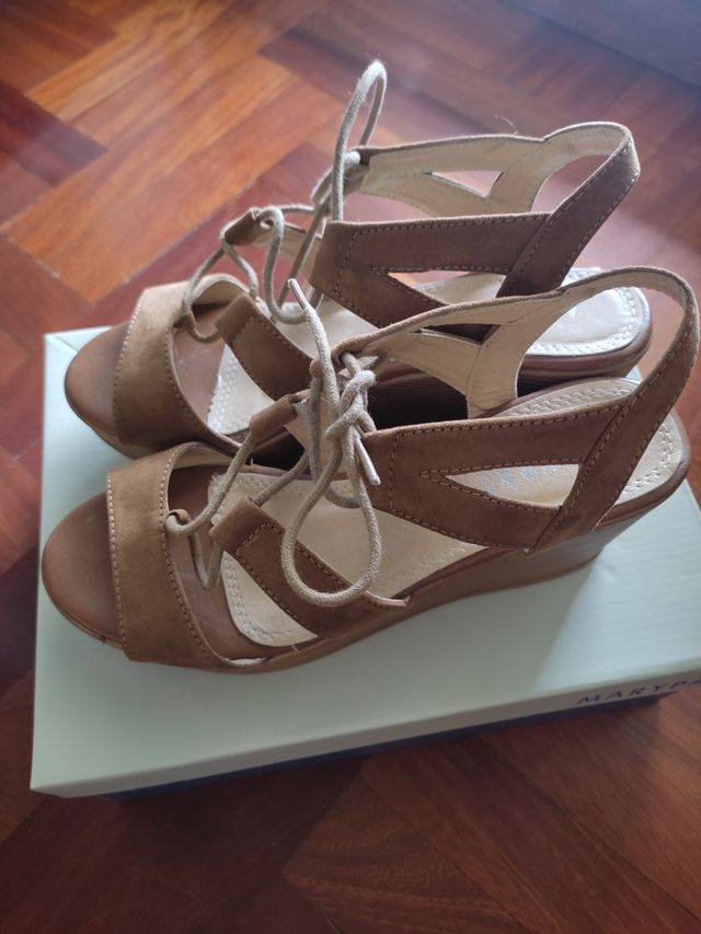 Cuñas Sandalias MARY PAZ