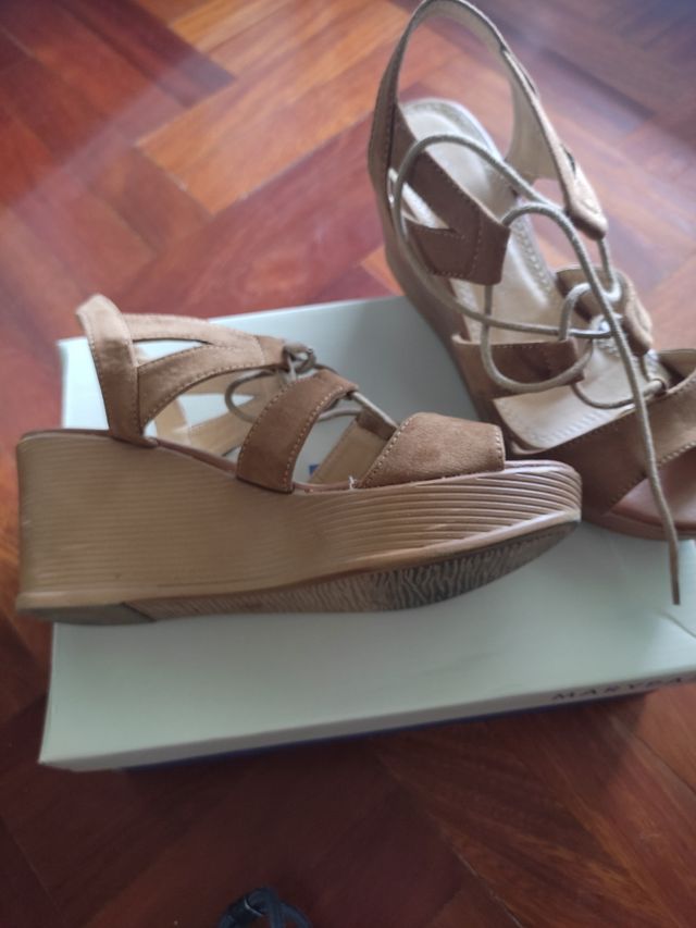 Cuñas Sandalias MARY PAZ