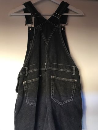 Peto vaquero negro Bershka talla 32