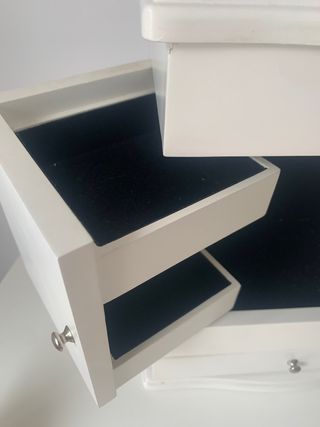 Joyero de madera blanco