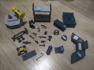 La Prisión de Pin y Pon Action