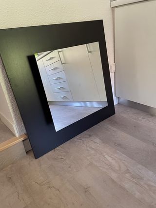 Espejo recibidor con espacio para llaves
