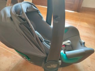 Maxi-Cosi Britax Romer baby safe i-size