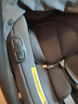 Maxi-Cosi Britax Romer baby safe i-size