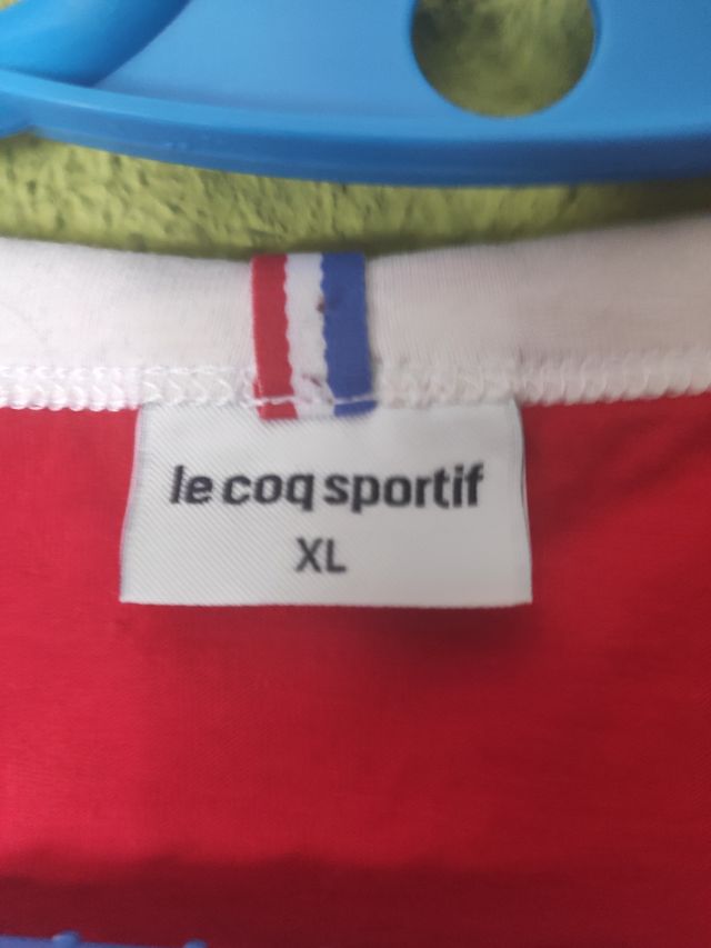 Camiseta roja Le Coq Sportif