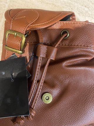 BOLSO MOCHILA CUERO