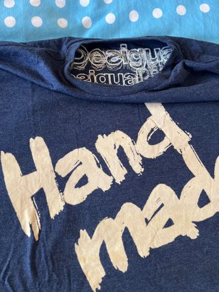 Camiseta desigual
