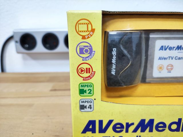 Tarjeta AVerTV Cardbus Para portátil