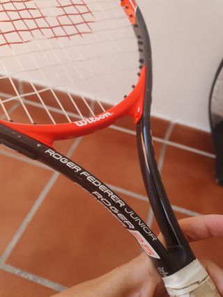 Raqueta y funda Wilson/ Federer junior 25