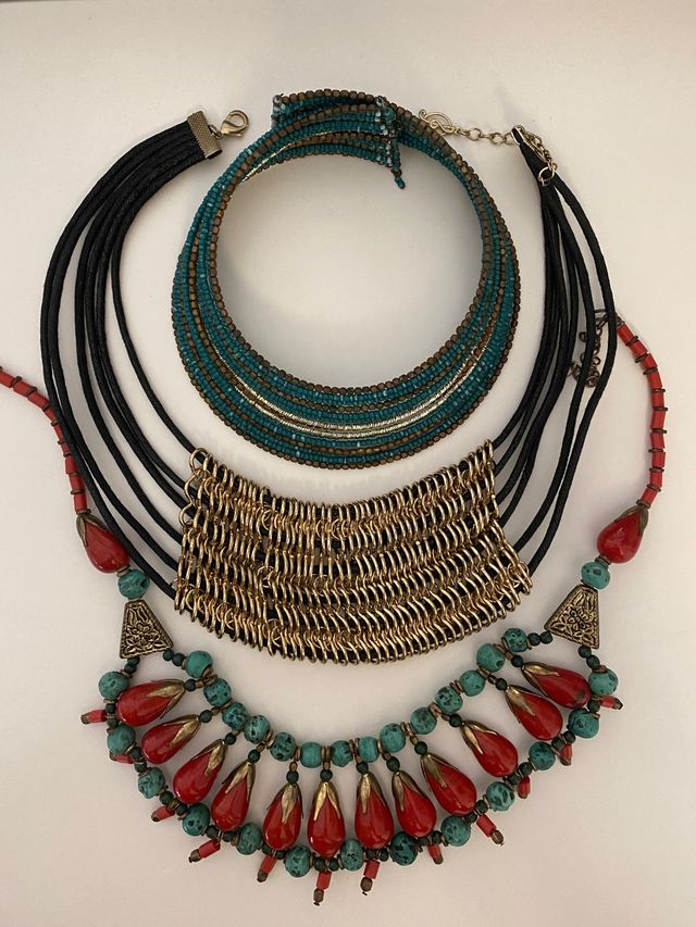 Collares variados