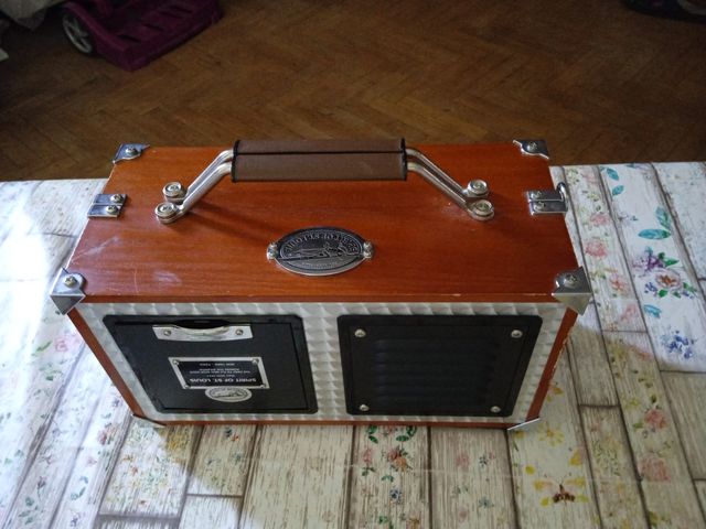 Radio reloj -despertador vintage