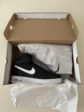 NIKE AIR FORCE ONE (AF1)