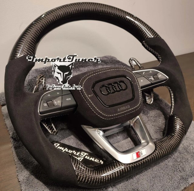 Volante Audi RSQ3 SQ5 SQ7 RSQ8 alcantara carbono