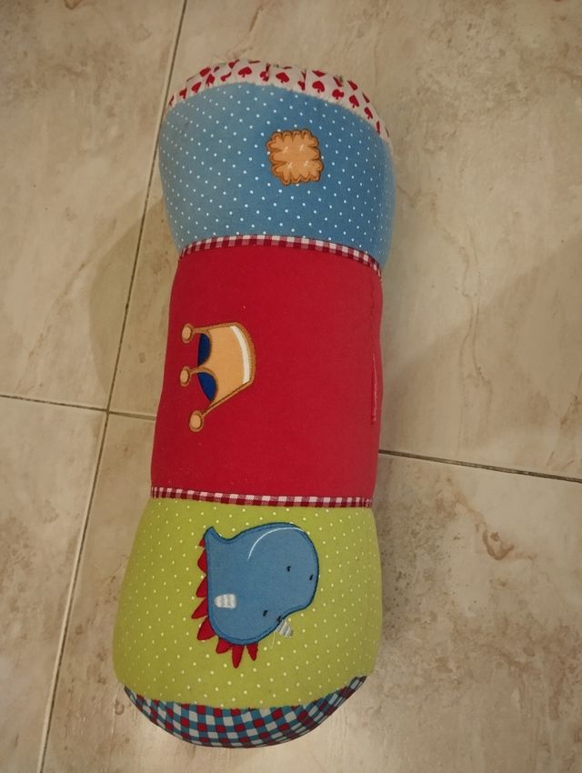 Gimnasio bebé Lionelo + Regalo cojín redondo