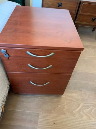 cajonera de oficina ACTIU color madera y negro