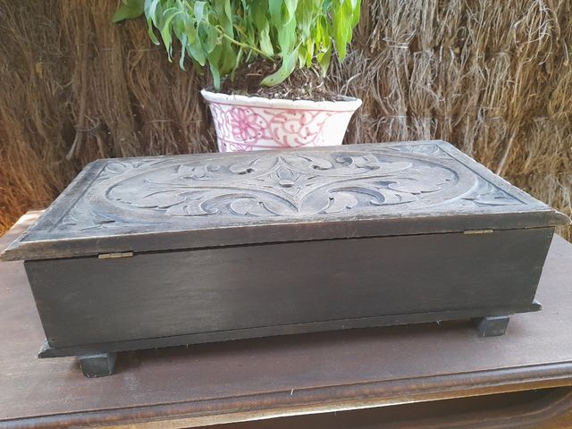 CAJA ANTIGUA MADERA. HASTA EL 14 NOVIEMBRE  35 EUR