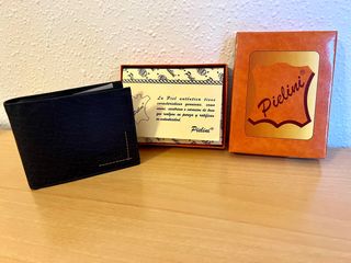 Cartera de piel azul marino PIELINI