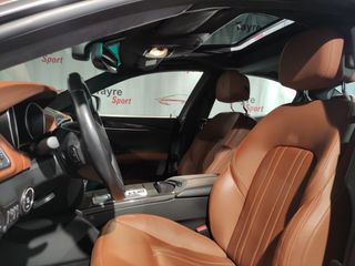Maserati Ghibli 3.0 V6 BT 330cv RWD