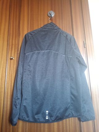 Chaqueta softshell talla L