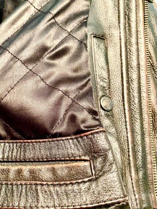 Chaqueta de cuero Aviator efecto envejecido.