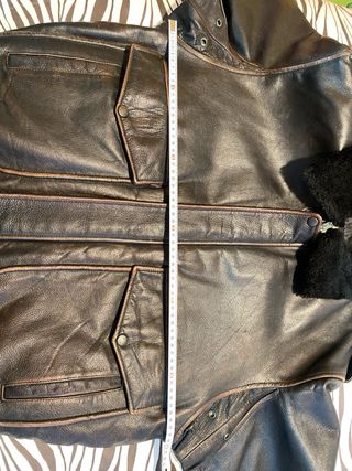 Chaqueta de cuero Aviator efecto envejecido.