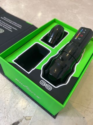 Máquina tattoo fkirons EXO con 1 batería