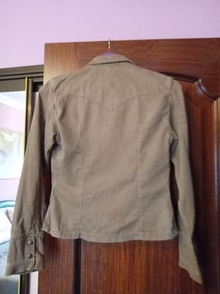 CHAQUETA ENTRETIEMPO