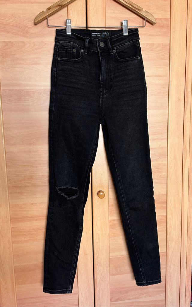 Pantalón Stradivarius