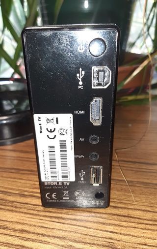 Disco rigido multimediale Toshiba con telecomando