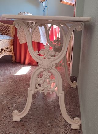 Mesa Antigua. NO ENVIO
Entrega Zaragoza o Logroño