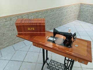 maquina antigua de coser ALFA