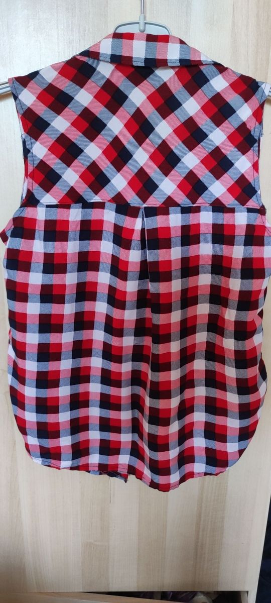 Blusas sin manga bershka