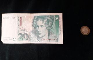 Moneda alemana y francesa