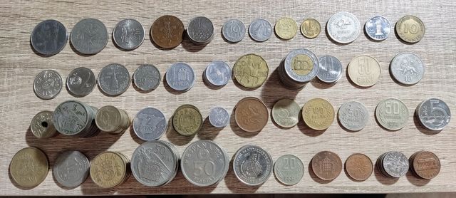 Colección de monedas (pesetas) y de otros países