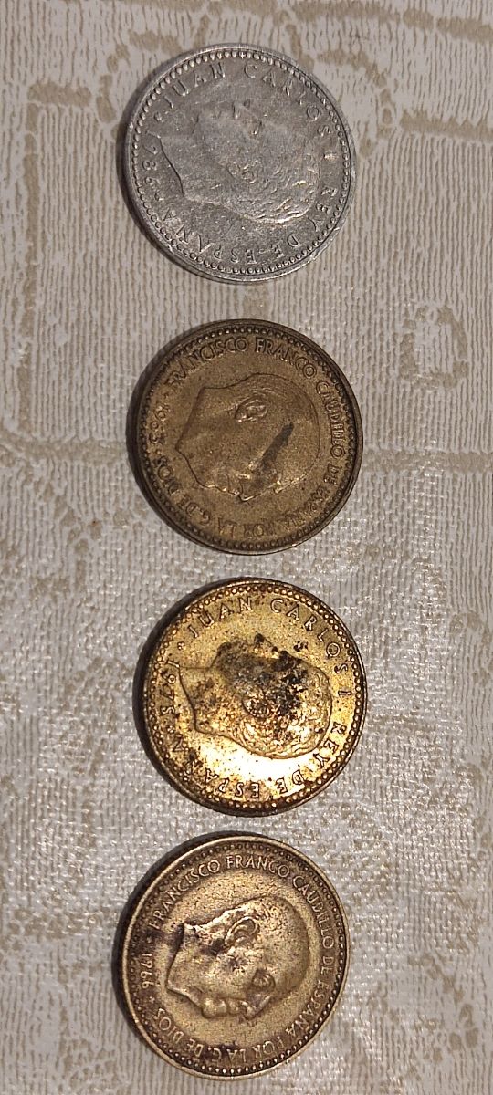 Colección de monedas (pesetas) y de otros países