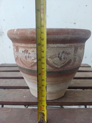 maceta de barro antigua