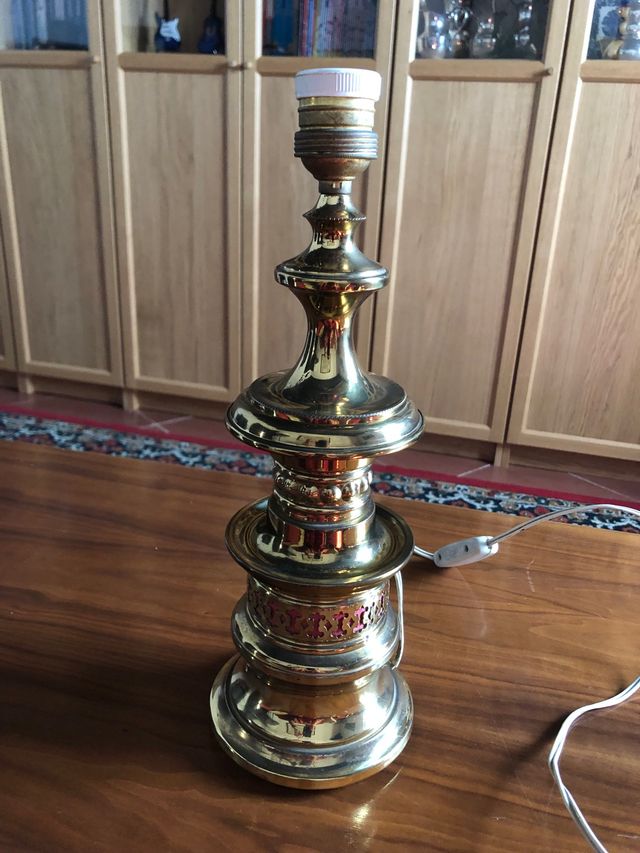 pie lámpara sobremesa antiguo