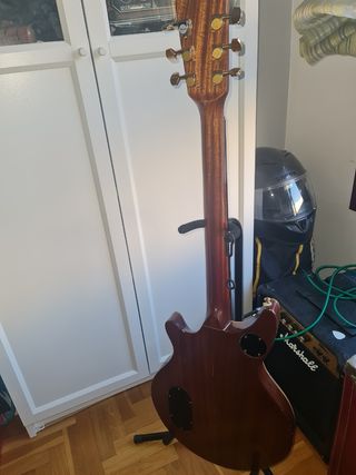 guitarra eléctrica artesanal