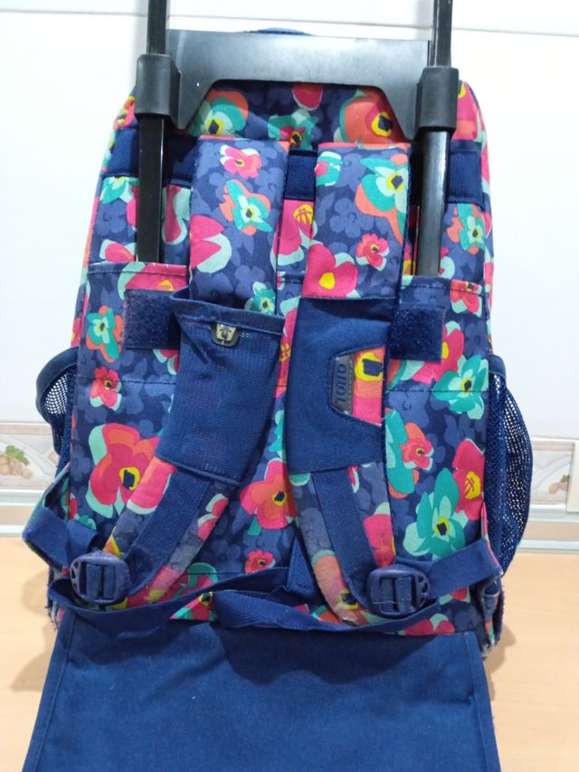 Mochila de ruedas totto