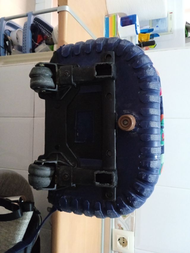 Mochila de ruedas totto